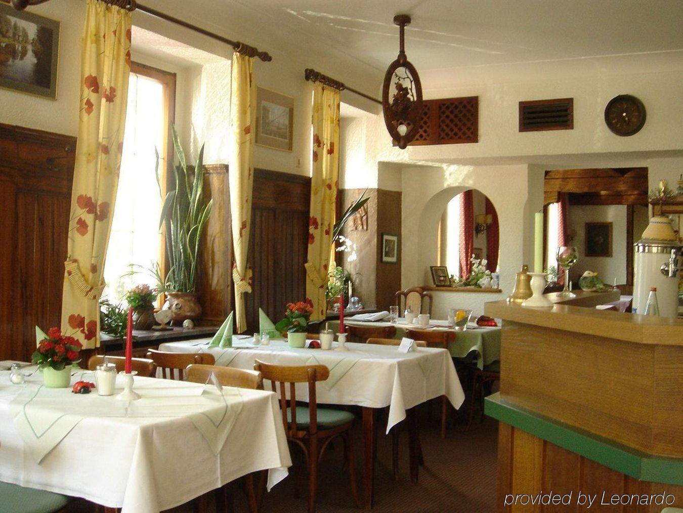 Flair Hotel Grüner Baum Donaueschingen Restoran fotoğraf